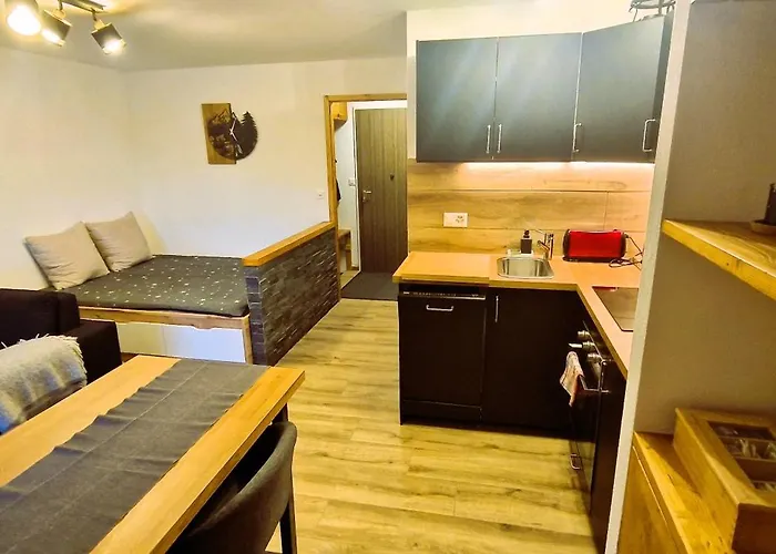 Апартаменты Cozy Retreat - Completely Renovated In A Perfect Location