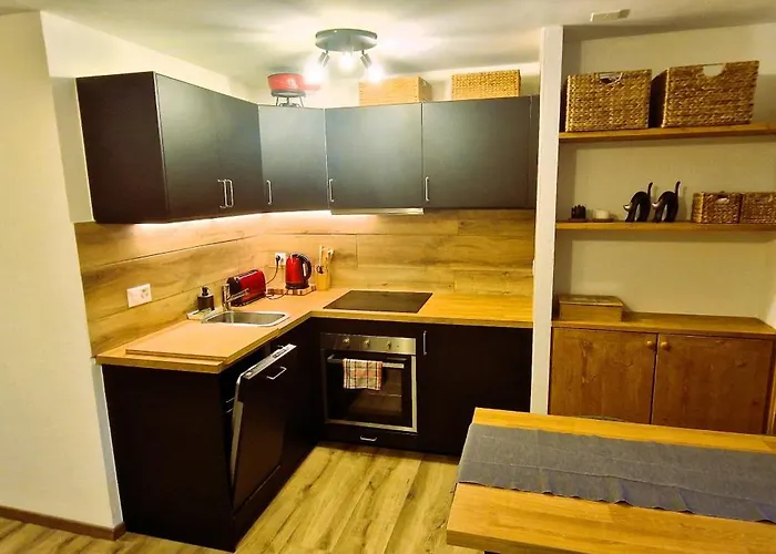 Cozy Retreat - Completely Renovated In A Perfect Location Кран-Монтана